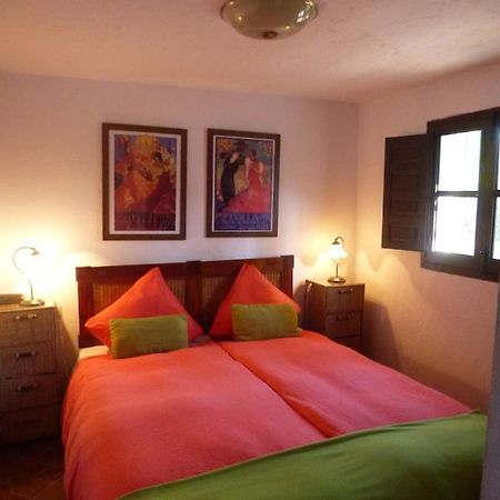 Toro Vista Casita - 1-2 Bedrooms Sayalonga Esterno foto