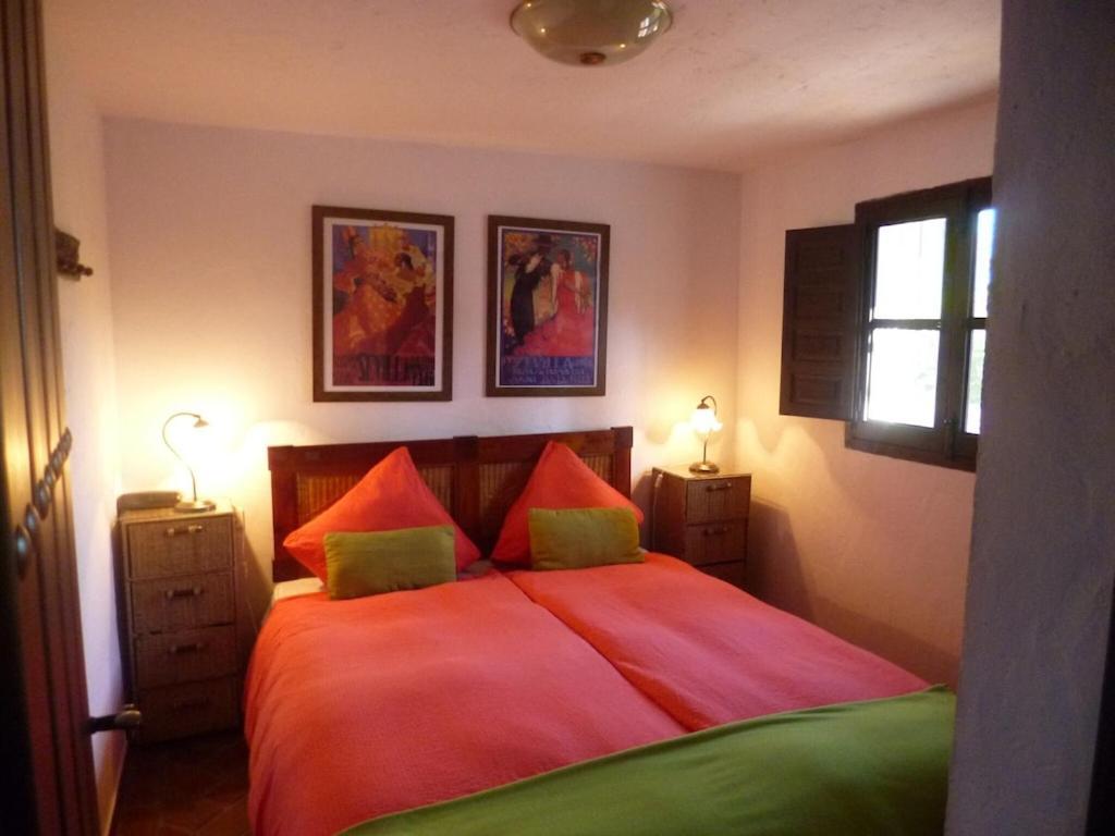 Toro Vista Casita - 1-2 Bedrooms Sayalonga Esterno foto